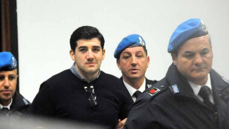 Sì alla perizia psichiatrica per il duplice omicida di Natale
