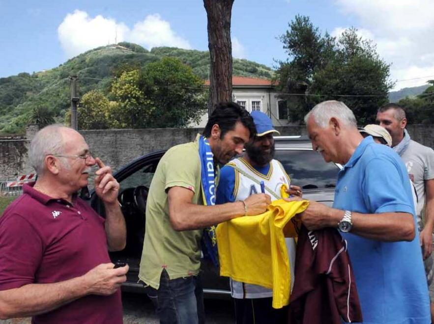 Carrarese, salta l'intesa con la cordata Lucchesi : ora si tratta con un gruppo romano