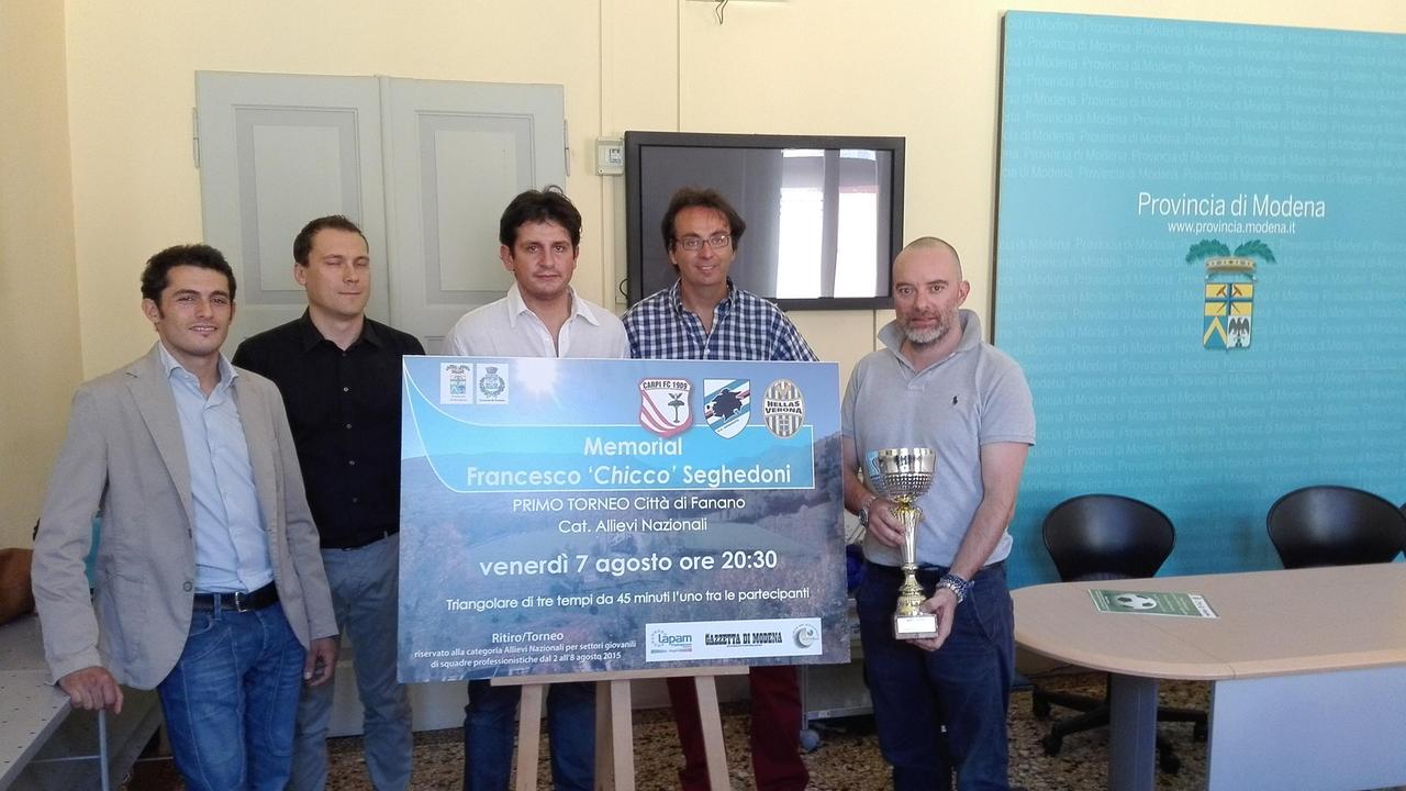 Gli organizzatori del "1°Memorial Francesco Chicco Seghedoni" a Fanano