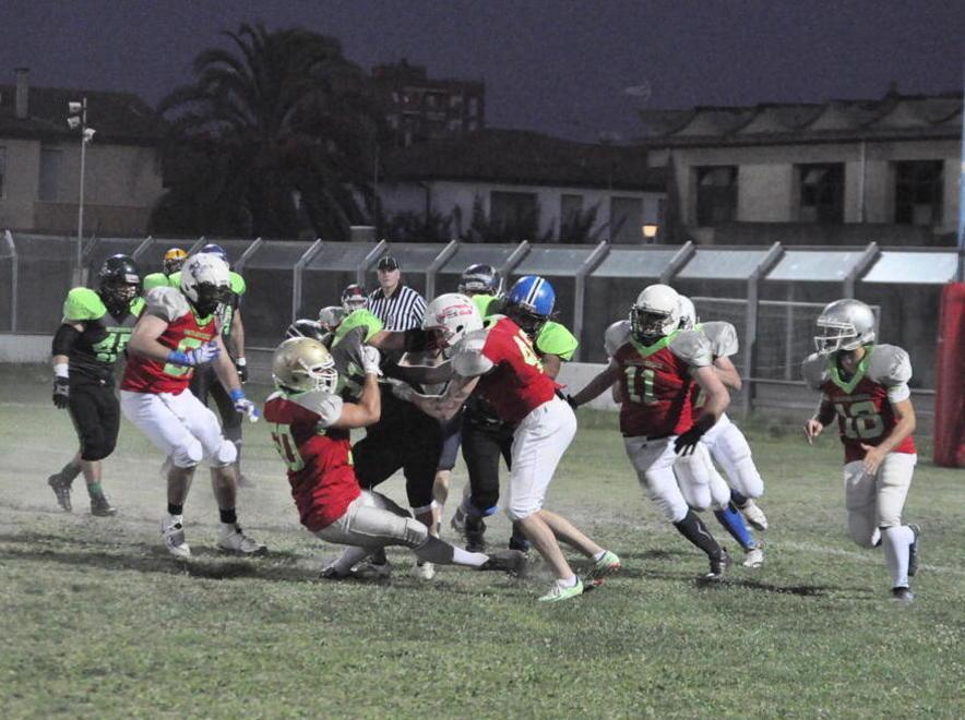 Trappers Day, il football sbarca all’Acqua Village