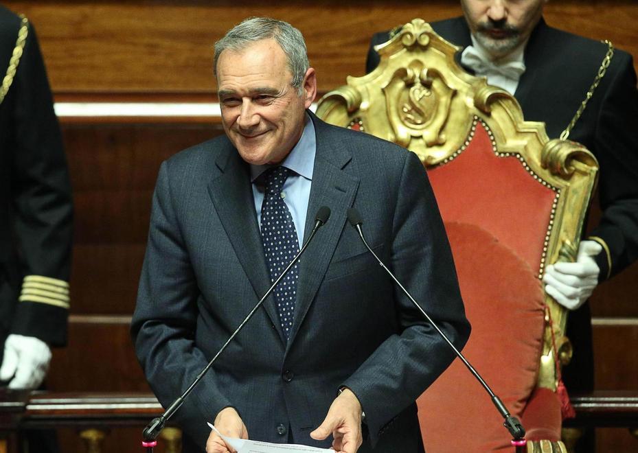 Il premio Spadolini a Pietro Grasso Attesa per l’incontro 