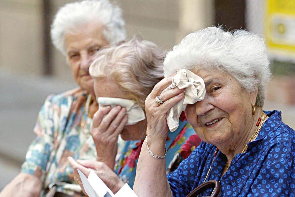 Il decalogo per i nonni che vivono da soli in casa