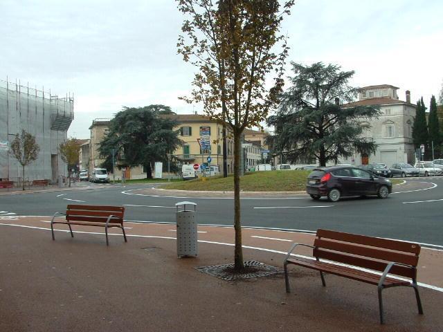 Uno scorcio di piazza Guido Guerra a Empoli (foto agenzia Carlo Sestini)