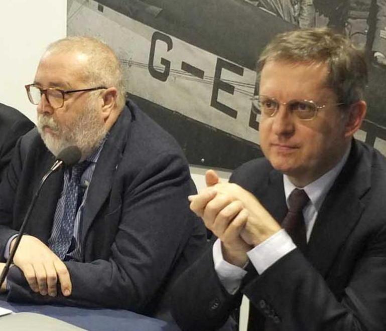 Aeroporti, mani più libere per la vendita delle azioni 