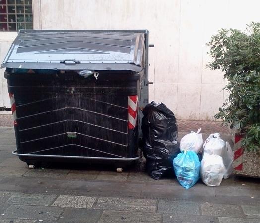 Rifiuti all’isola ecologica? Sconto sulla bolletta Tari 