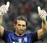 Carrarese story, un mese di trattative due cordate e Buffon 