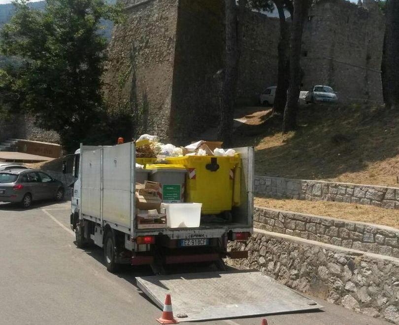 Porta a porta, fine del rodaggio Adesso chi sbaglia deve pagare 