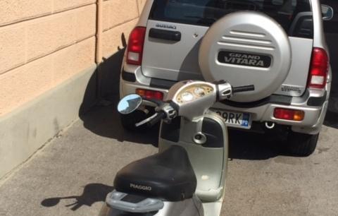 Marciapiede trappola per l’invalido 