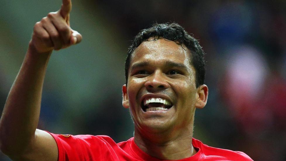 Il Milan di Mihajlovic accoglie Bacca ma la strada per risalire è lunga