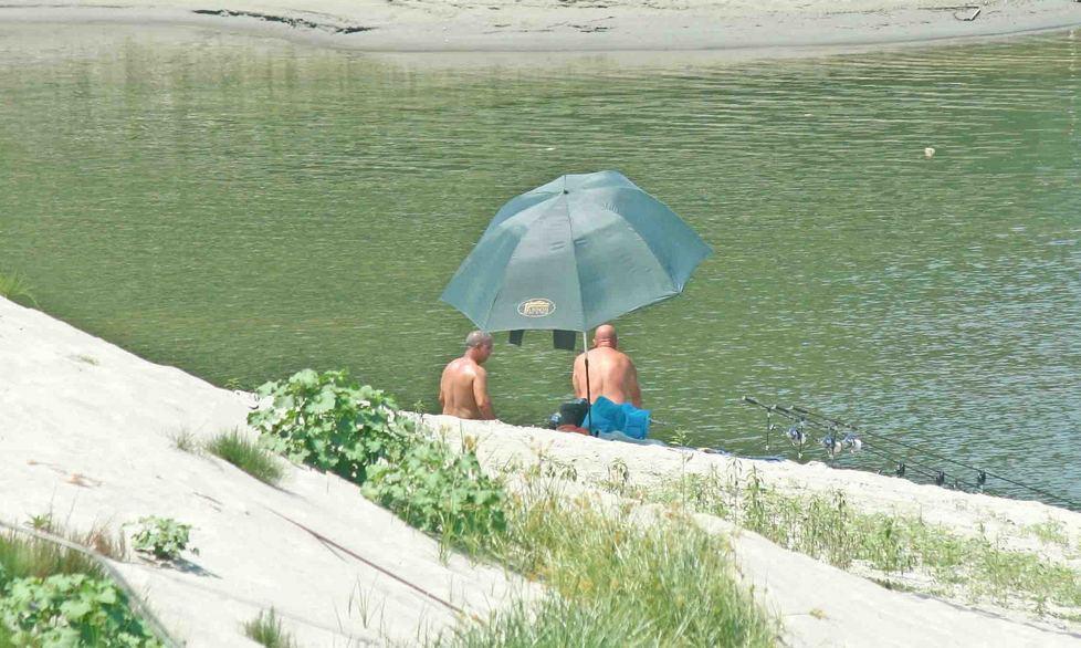 Ombrellone, relax ma niente bagno 