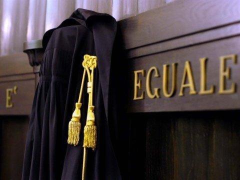 Troppo molesti, condannati due nonni