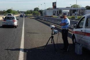 Variante come una pista Fermato a 165 km orari