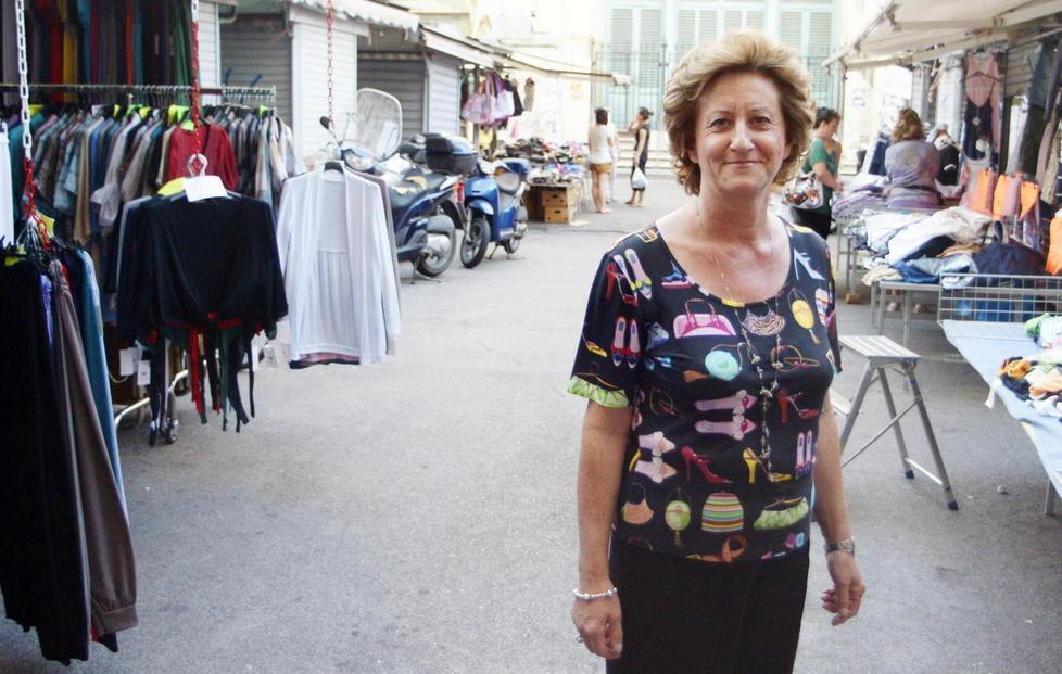«Saldi a rilento, posticipiamoli» 