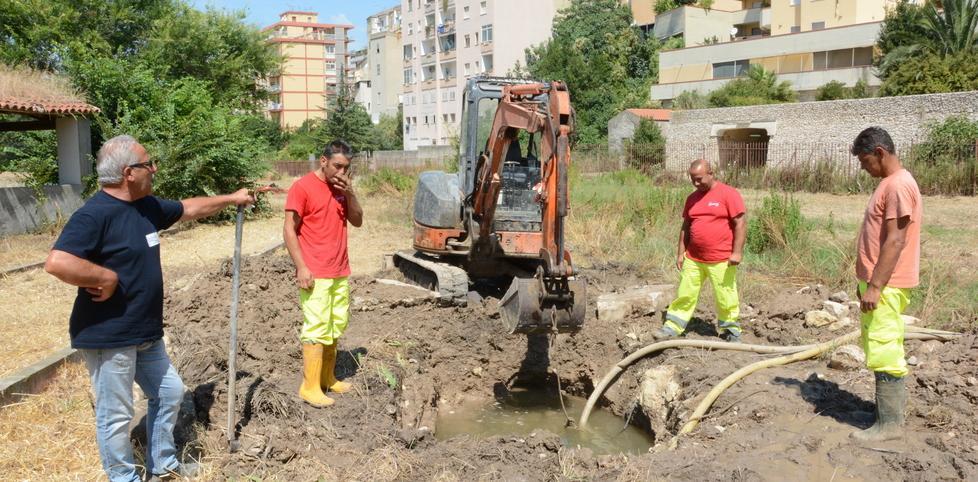 Condotta spaccata nella valle del Rosello niente acqua per ore 