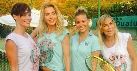 Veline e calciatori al torneo vip di tennis