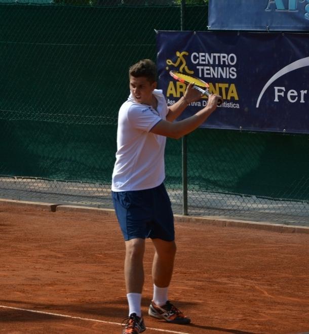 È il tennis lo sport delle serate estive 