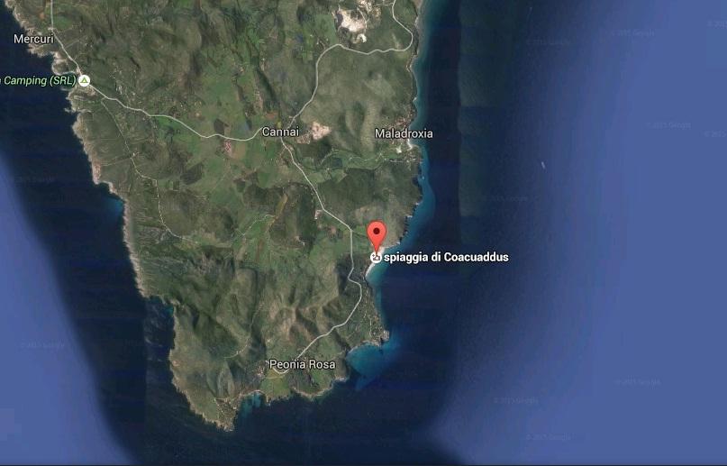 Si tuffa in acqua e si sente male, muore un turista romano di 46 anni 