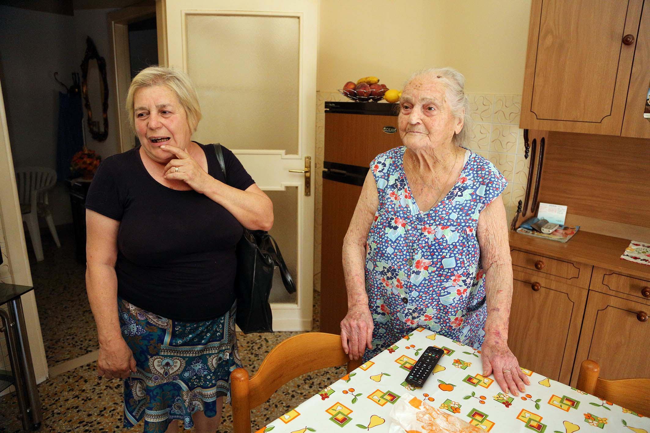 A sinistra Gina Bianconi e a destra Renata Giovannini