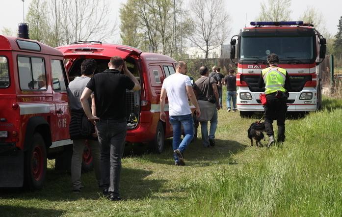 La cercano nei boschi, ma lei è in soffitta 