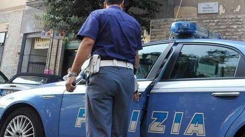 Giovane ancora senza nome trovato morto nel suo letto