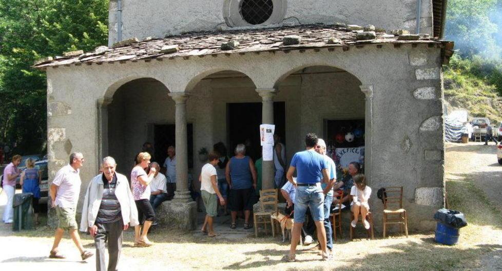 Gran festa di Sant’Anna nei boschi di Monti di Villa 