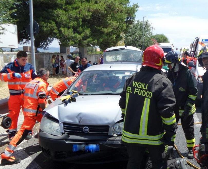 Tamponamento a catena blocca il traffico sulla 131 