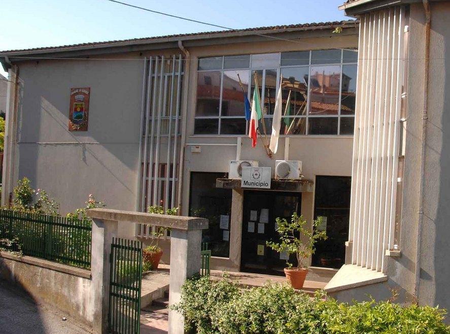 Il sindaco: «Bertocchi non dice la verità» 
