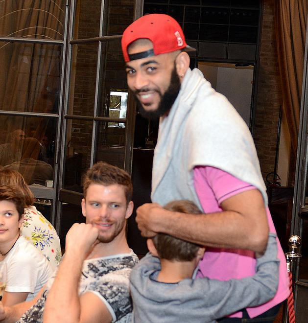 N’Gapeth tenta di far ritardare un TGV: succede il finimondo 