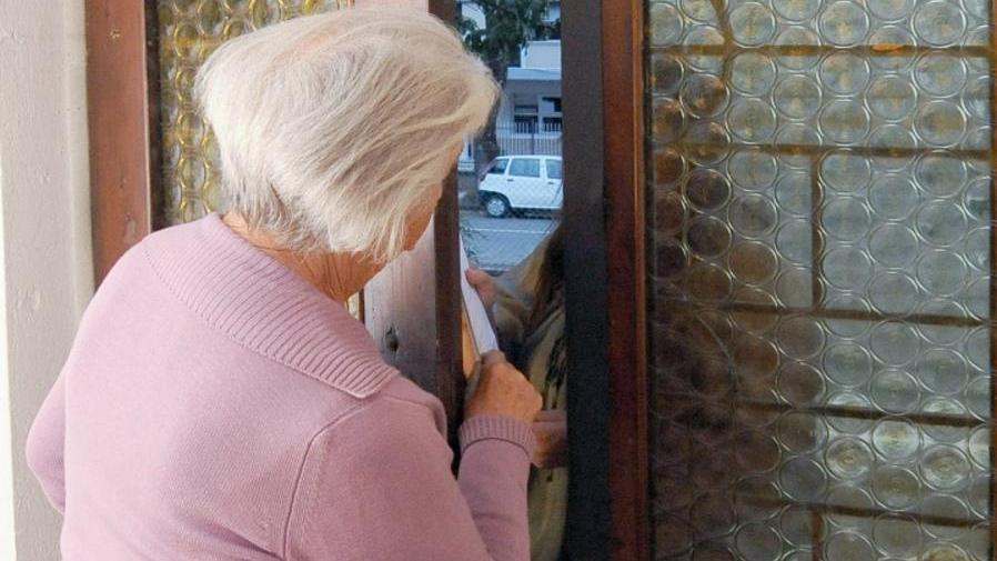 Ladri truffatori scatenati: ora l’assalto è quotidiano