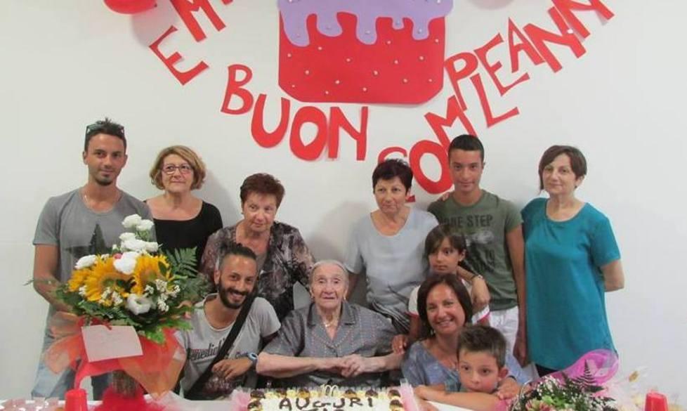 Festa per i cento anni di Emilia