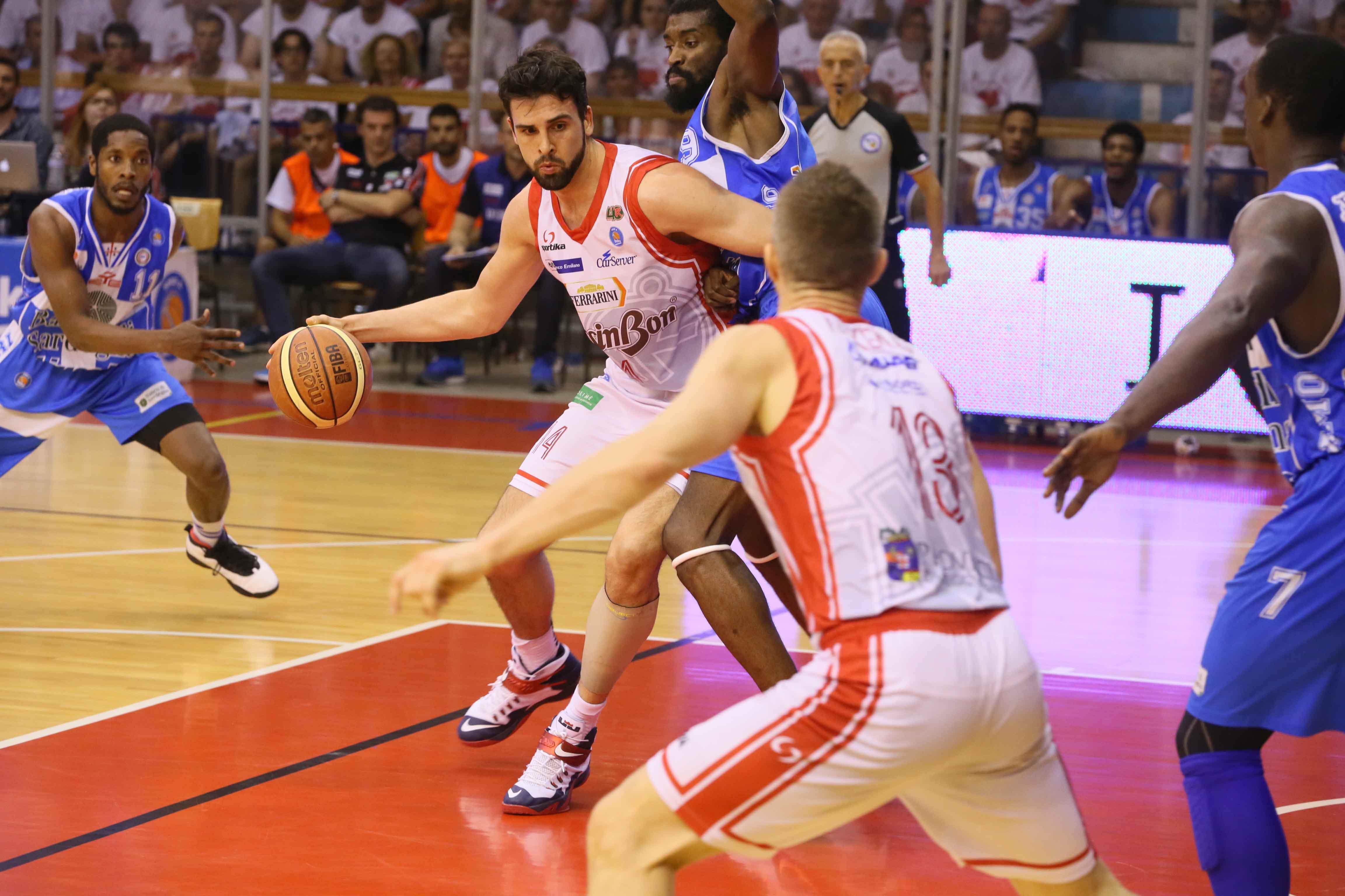 Milano ci ripensa: niente contratto per Riccardo Cervi