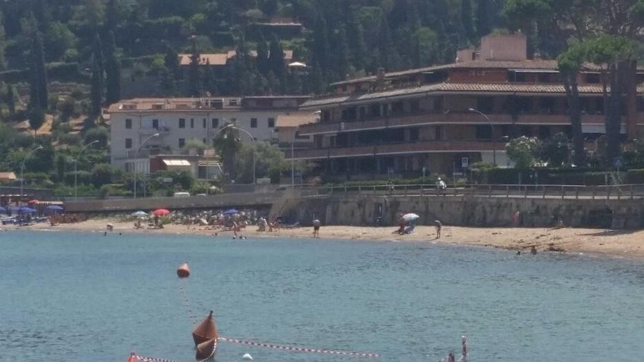 La zona transennata dove è stato trovato il residuato bellico