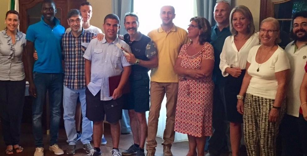 Festa in Comune per la laurea di Luca
