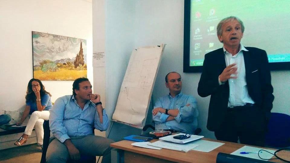 Leonardo Marras,. Gianni Anselmi e Marco Remaschi all'incontro con sindaci e allevatori