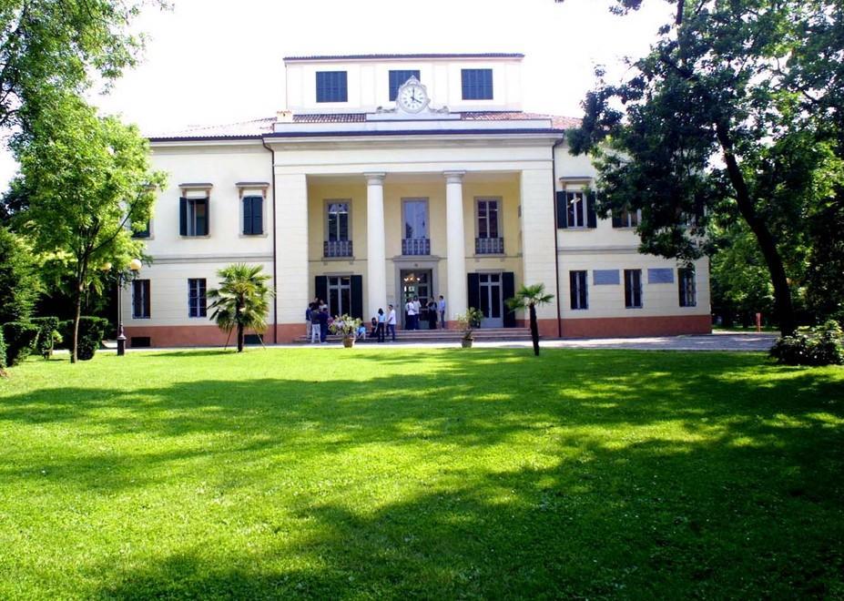 Rissa tra profughi a Formigine, stop a nuovi arrivi 