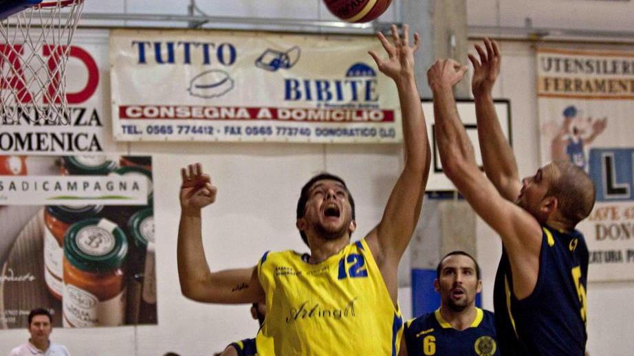 Un altro colpo del Basket Donoratico