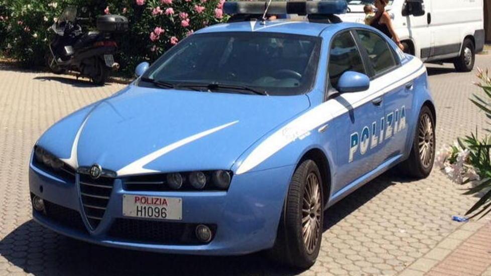 Provoca un incidente, poi scappa