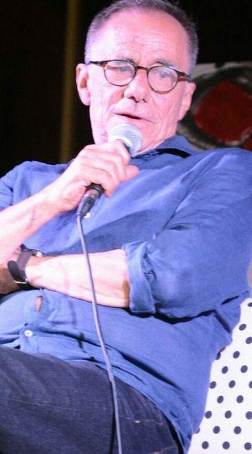 Roberto Vecchioni, il mercante di luce 