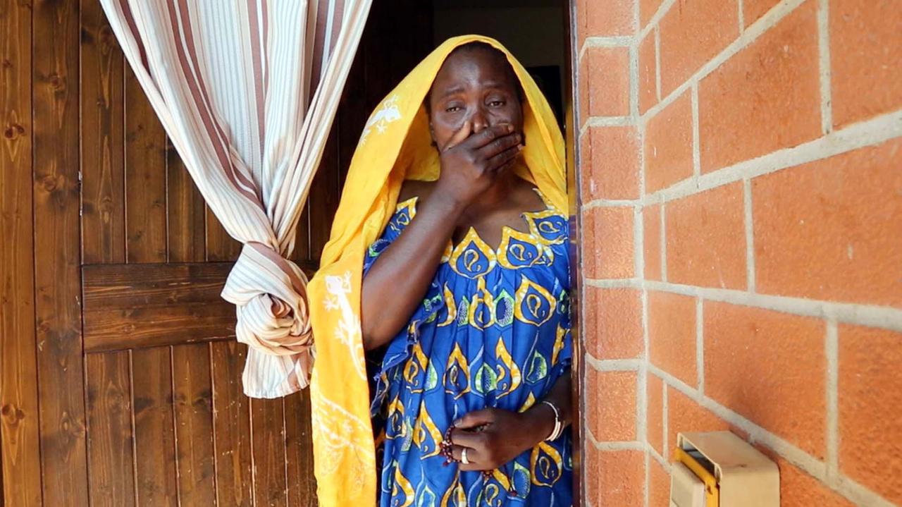 La mamma di Yacouba Bamba (foto Agenzia Sestini)