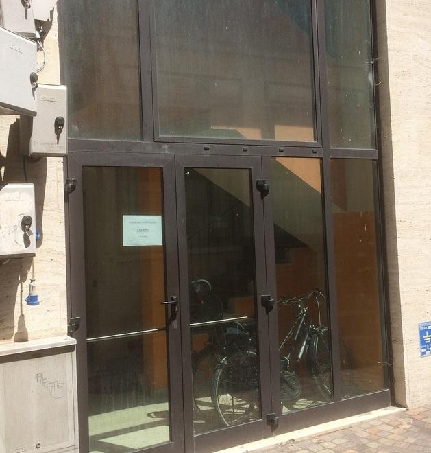 Ferrara, bar chiuso 4 volte. Ma è ancora aperto 