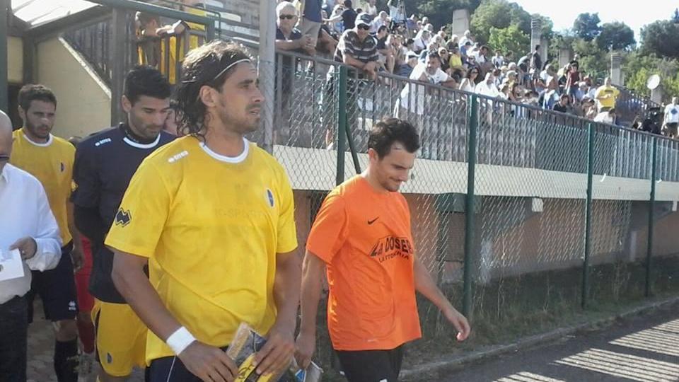L'ingresso in campo delle squadre