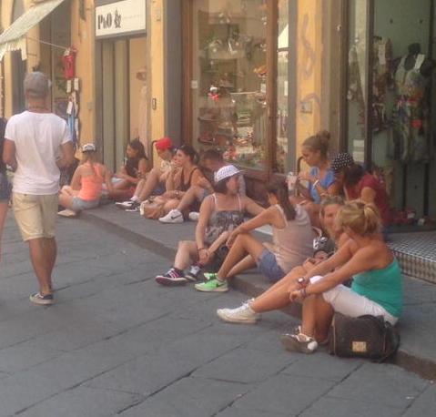 In piazza si può arrivare a ventimila spettatori 