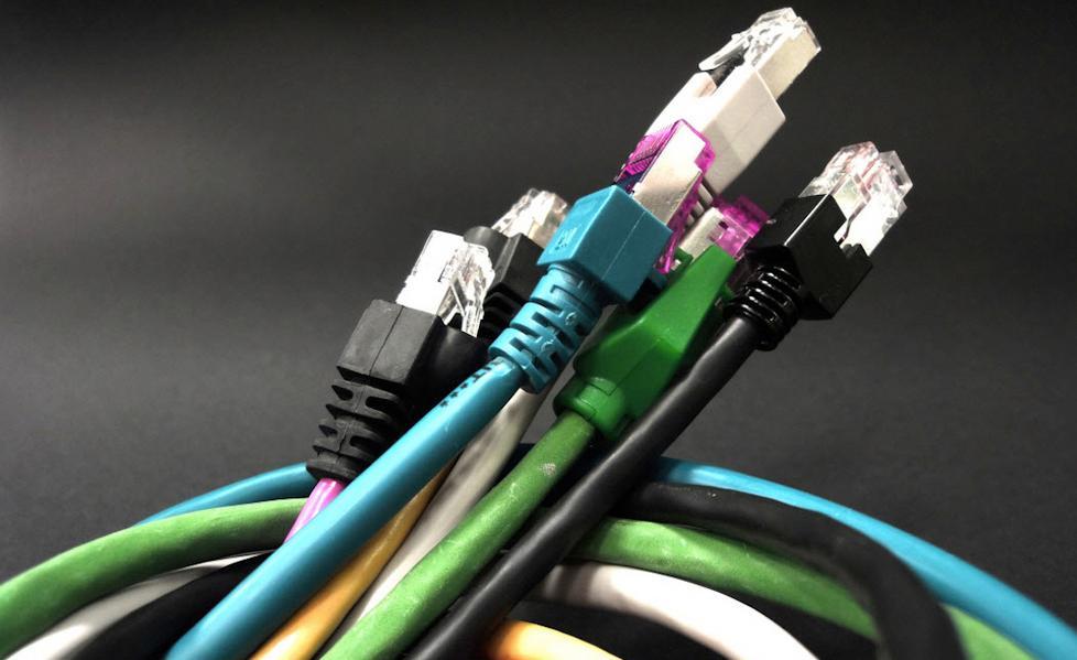 Banda ultralarga a Ferrara La fibra ottica entra in casa 