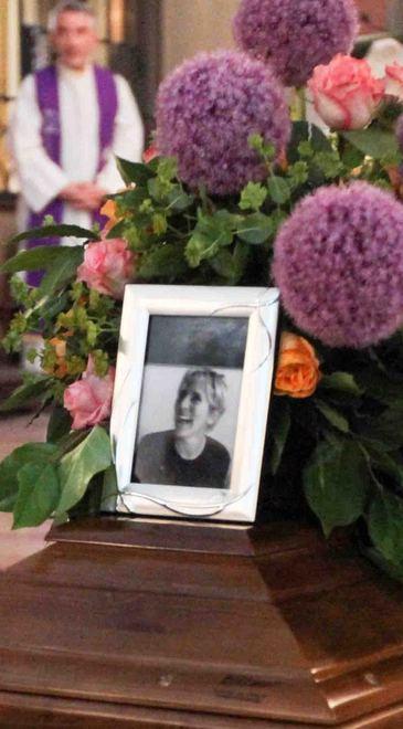 L’addio alla professoressa Anna che amava la vita e la cultura 