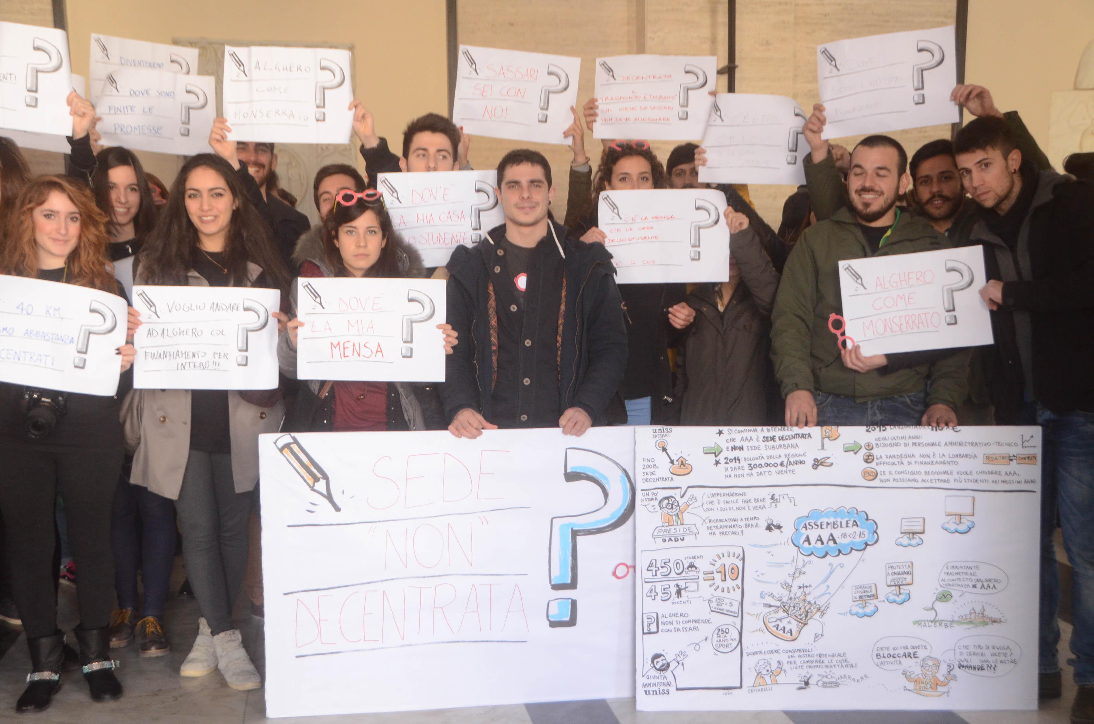 Una protesta di studenti della facoltà di Architettura di Alghero