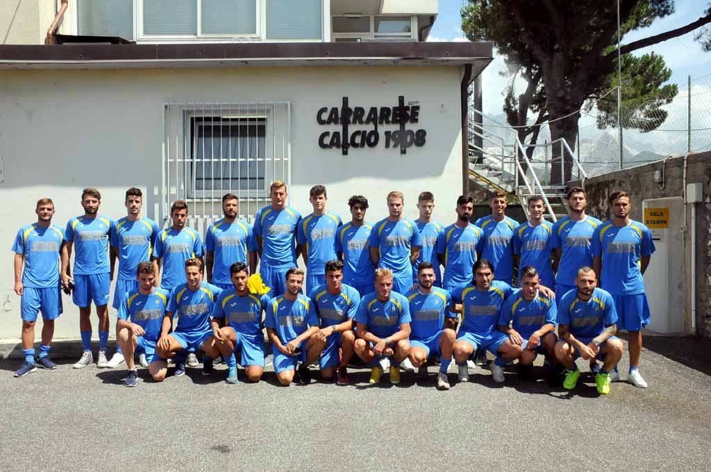 La Carrarese si ritrova allo stadio dei Marmi e inizia la stagione