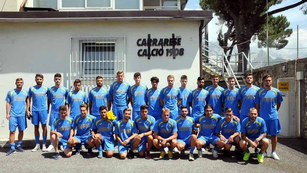 La Carrarese si ritrova allo stadio dei Marmi e inizia la stagione
