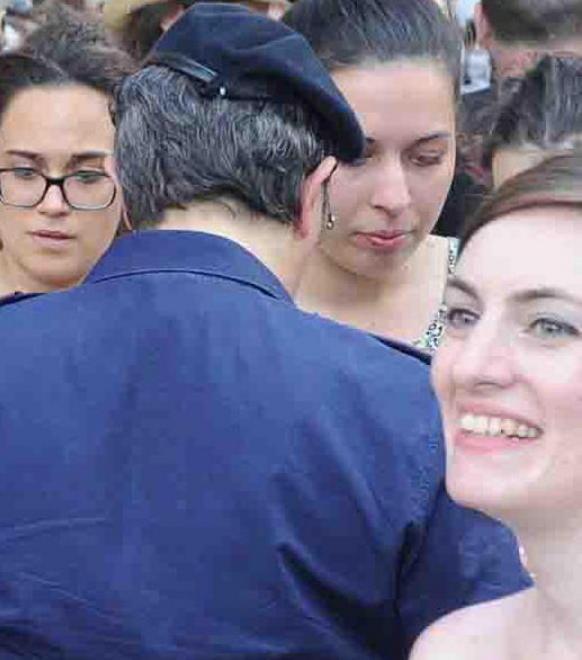 Svaligia l’auto di due turisti