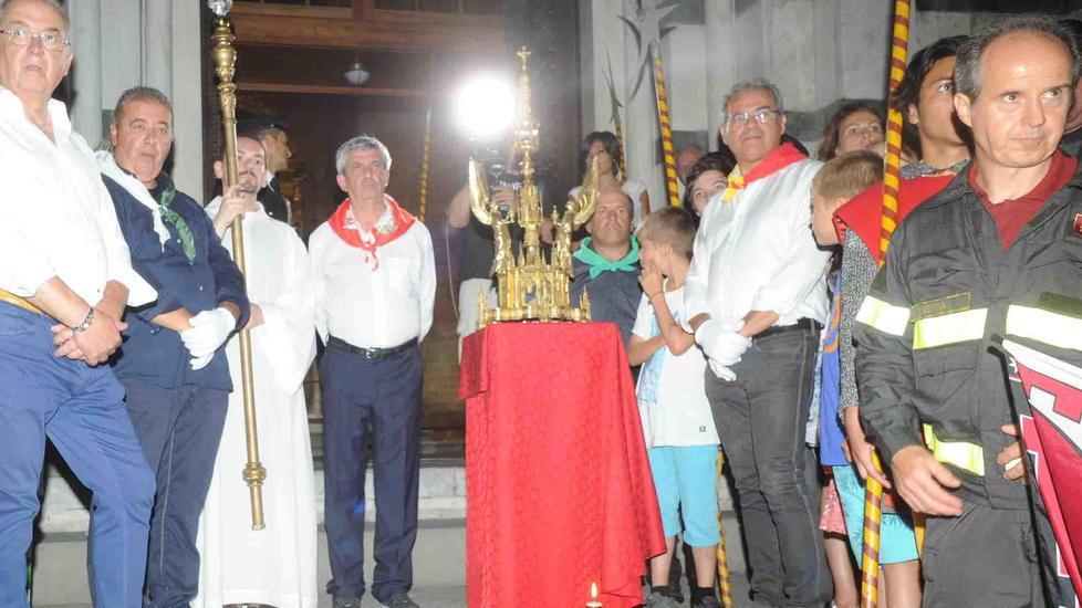 San Jacopo: processione con il vescovo