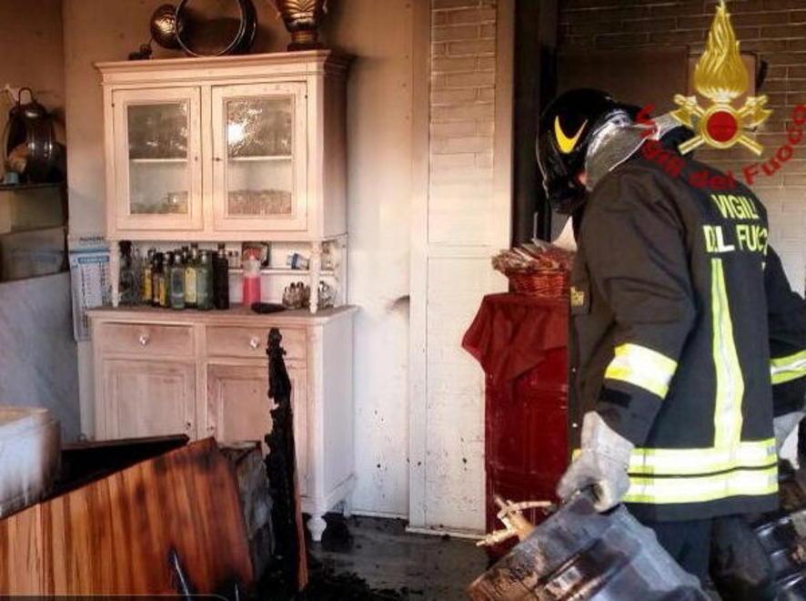 Va a fuoco la pizzeria dell’agriturismo 